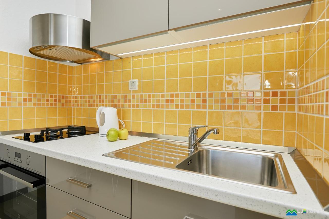 Mljet 2 You - Seafront Apartment 2+2 Sobra Bagian luar foto